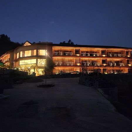 The Foresta Resort ,Mulshi Paud Extérieur photo