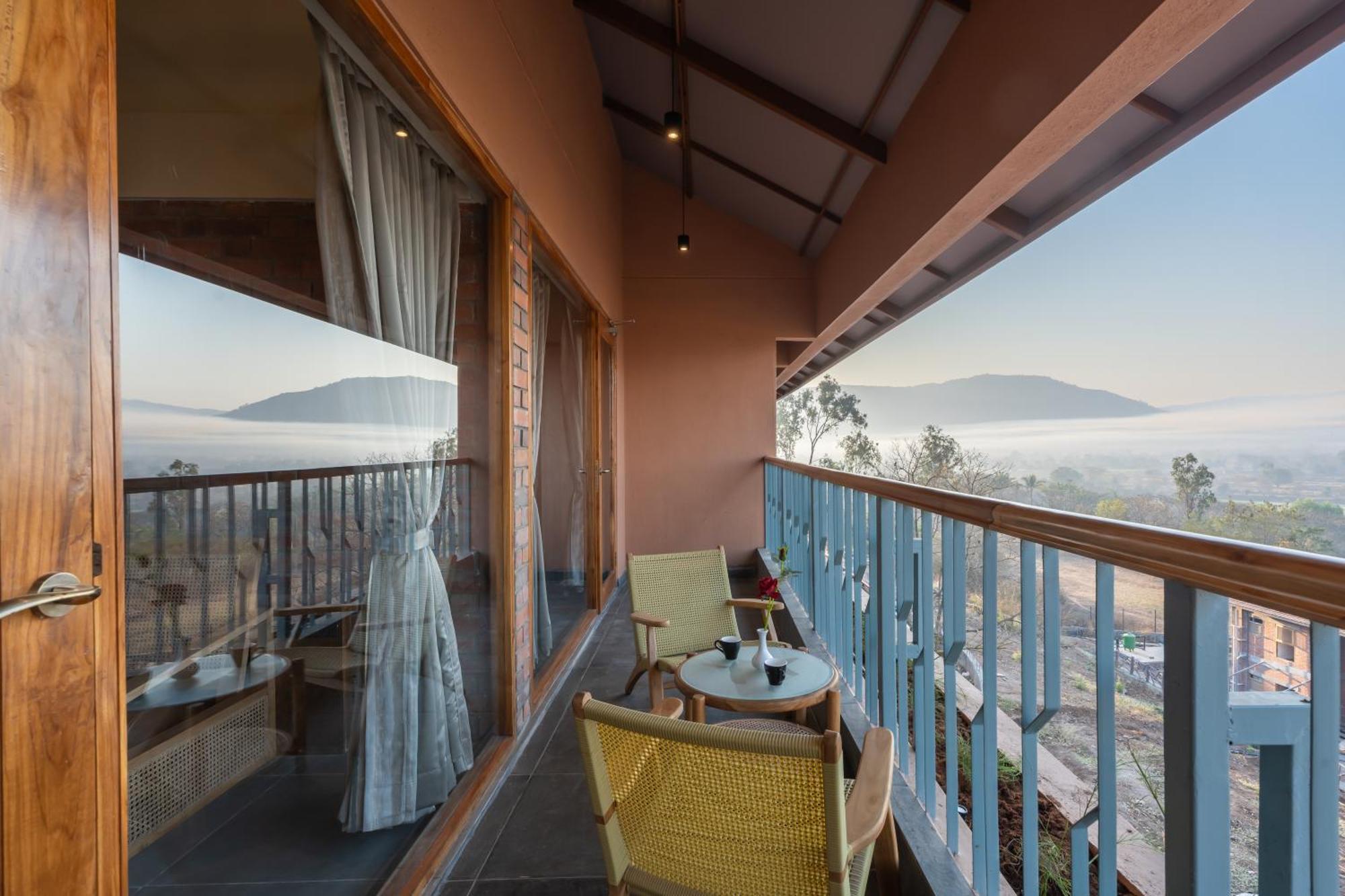 The Foresta Resort ,Mulshi Paud Extérieur photo