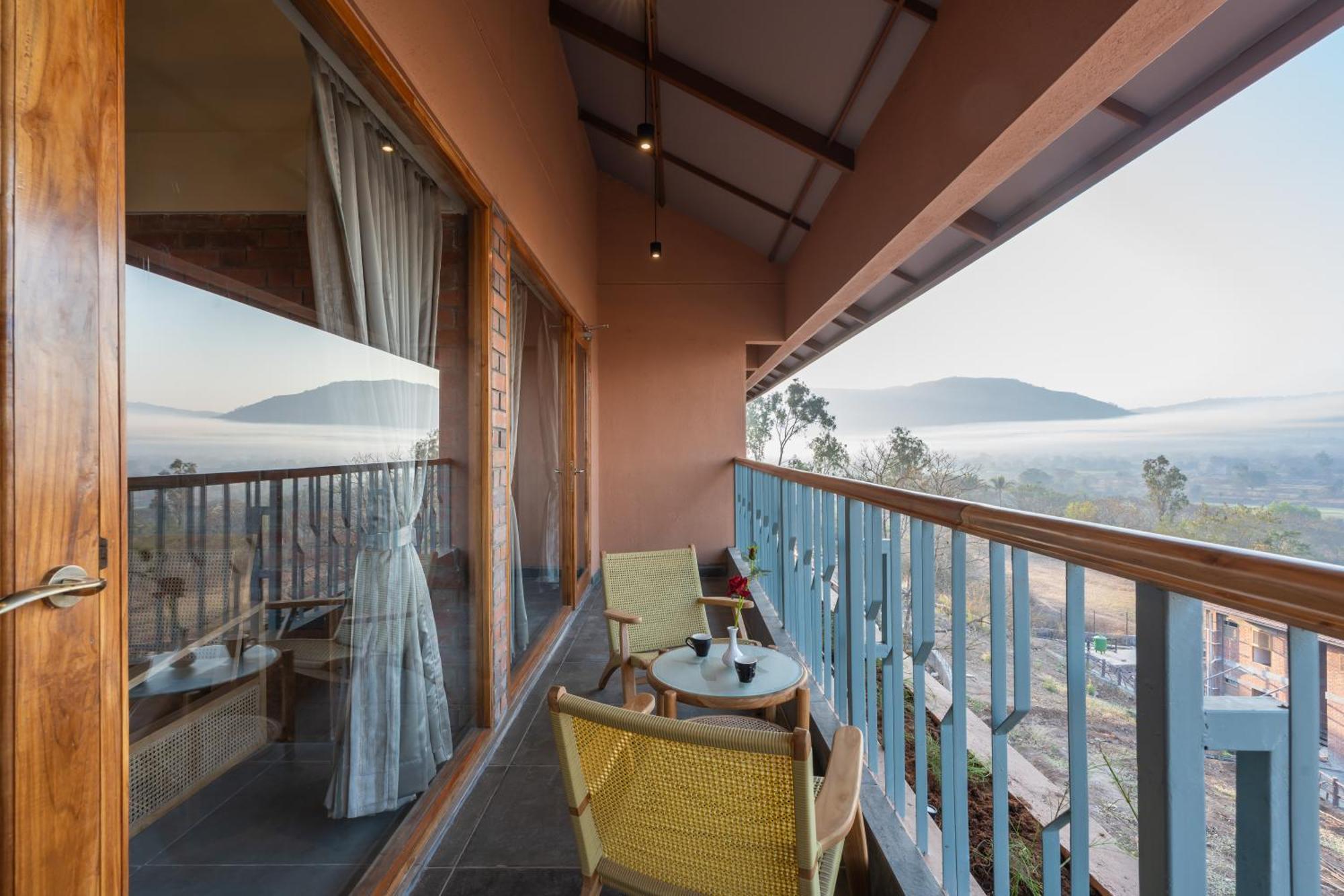 The Foresta Resort ,Mulshi Paud Extérieur photo