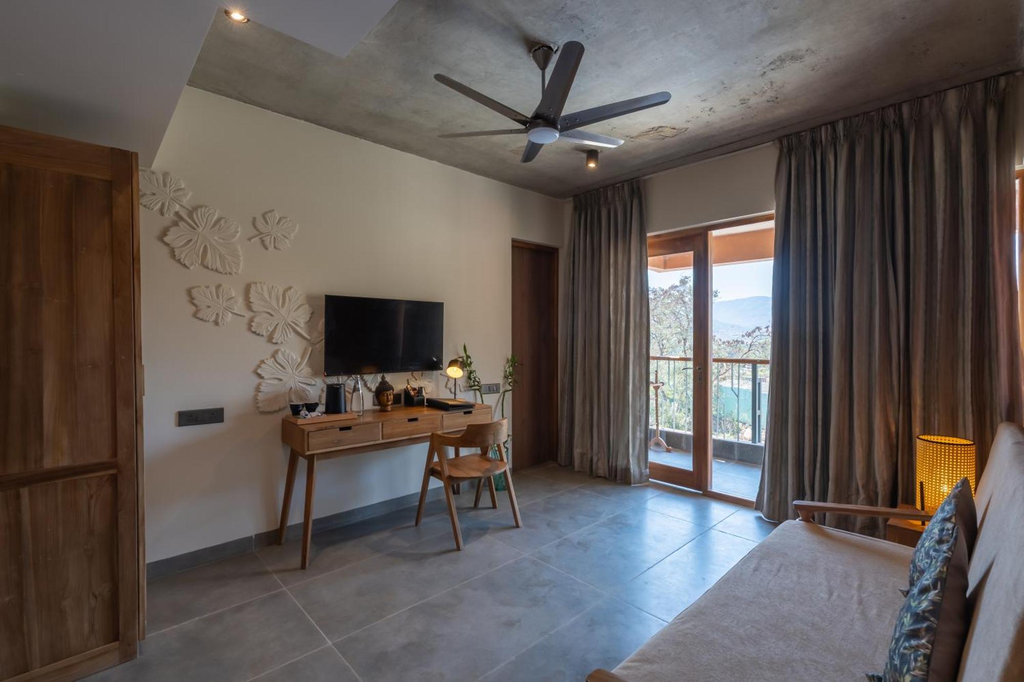The Foresta Resort ,Mulshi Paud Extérieur photo
