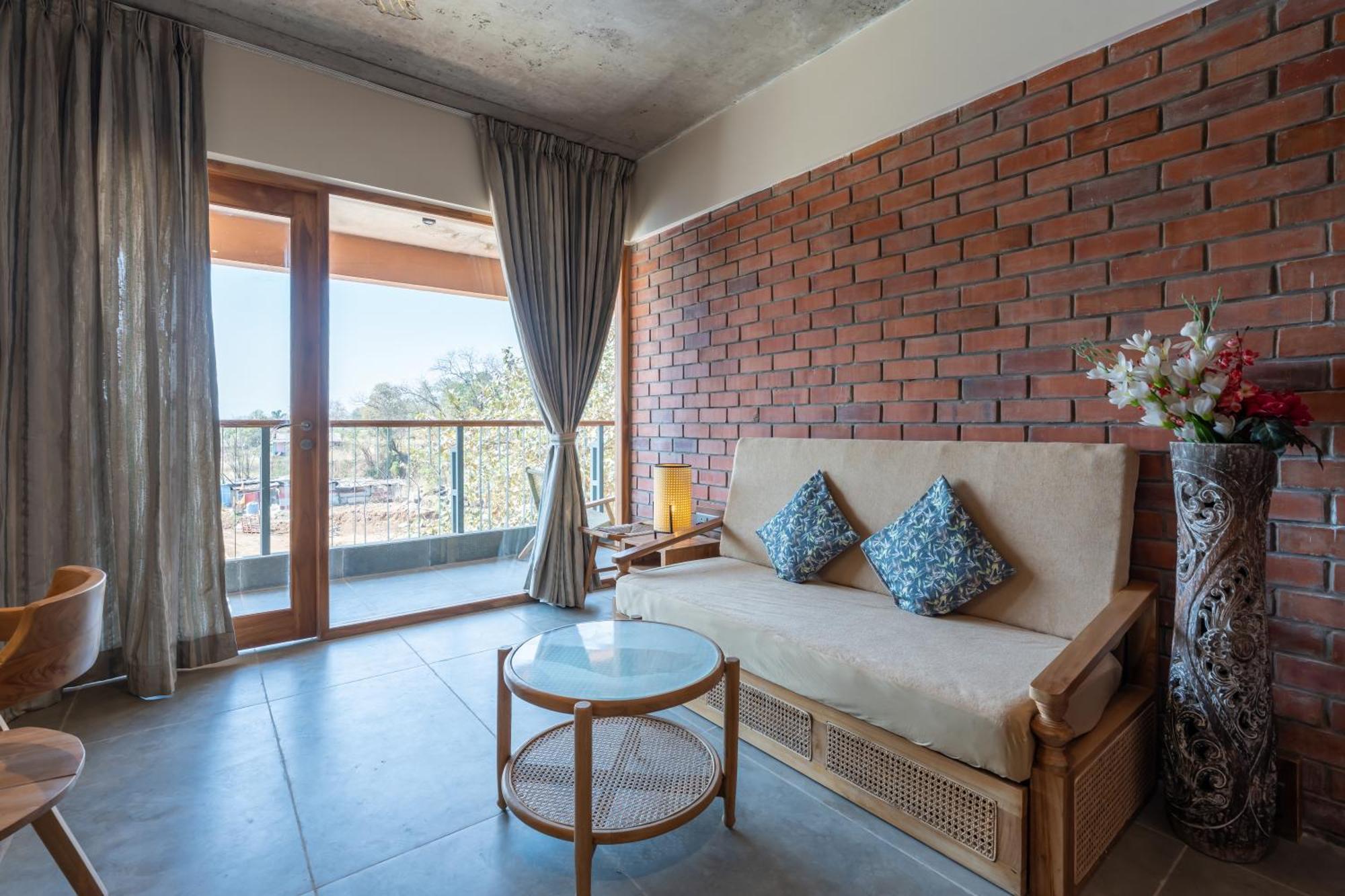 The Foresta Resort ,Mulshi Paud Extérieur photo