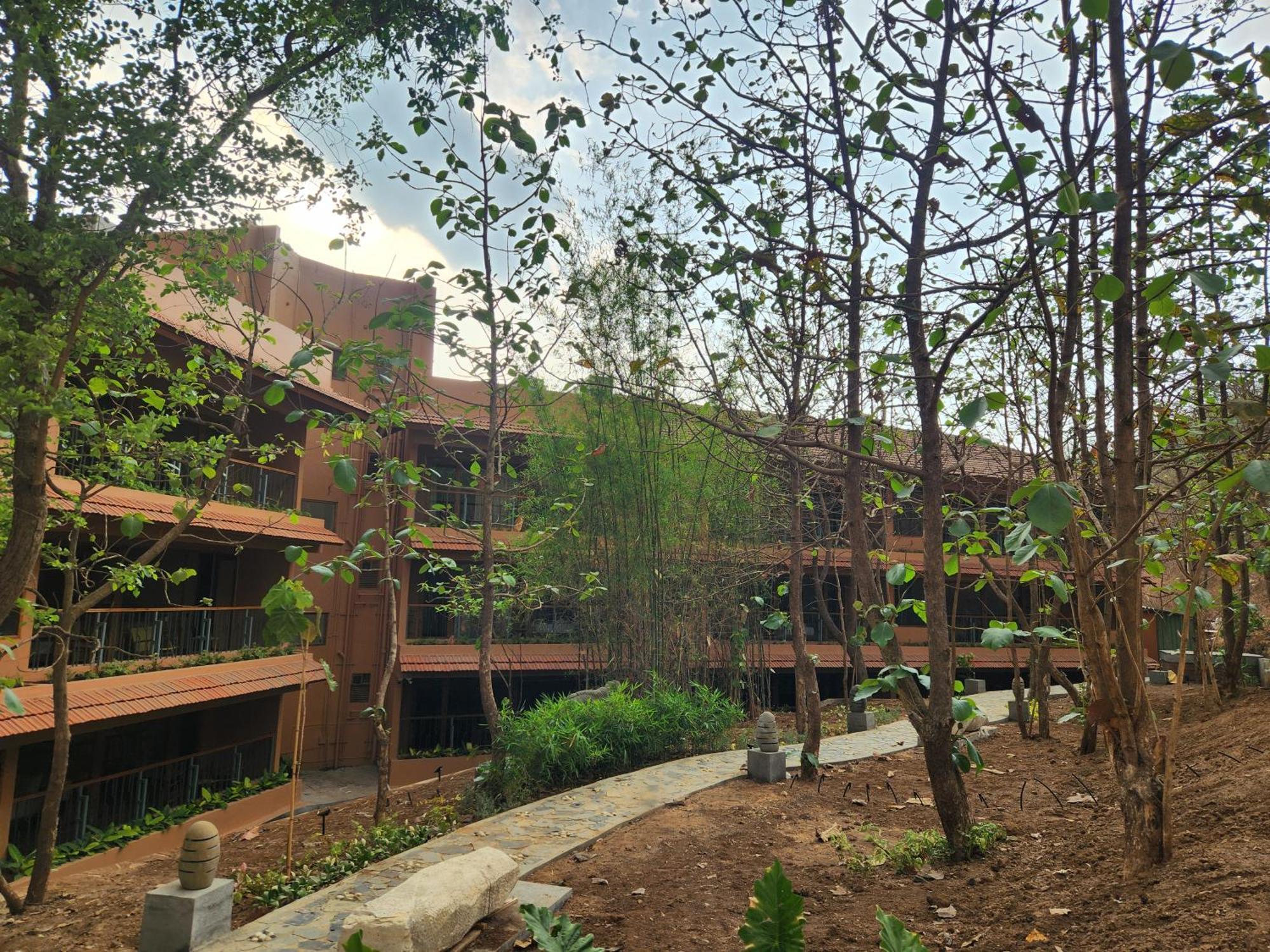The Foresta Resort ,Mulshi Paud Extérieur photo