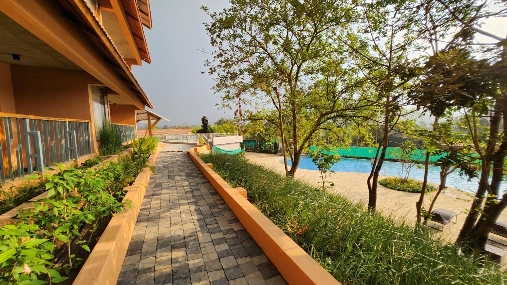 The Foresta Resort ,Mulshi Paud Extérieur photo